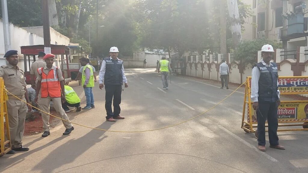 Muharram Traffic Advisory Ranchi: मुहर्रम जुलूस को लेकर रांची में ट्रैफिक रूट बदला, कई मार्गों पर रहेगा प्रतिबंध