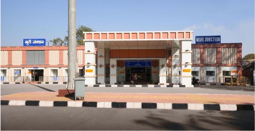 अमृत भारत स्टेशन योजना के तहत पुनर्विकसित पिस्का और मुरी रेलवे स्टेशन