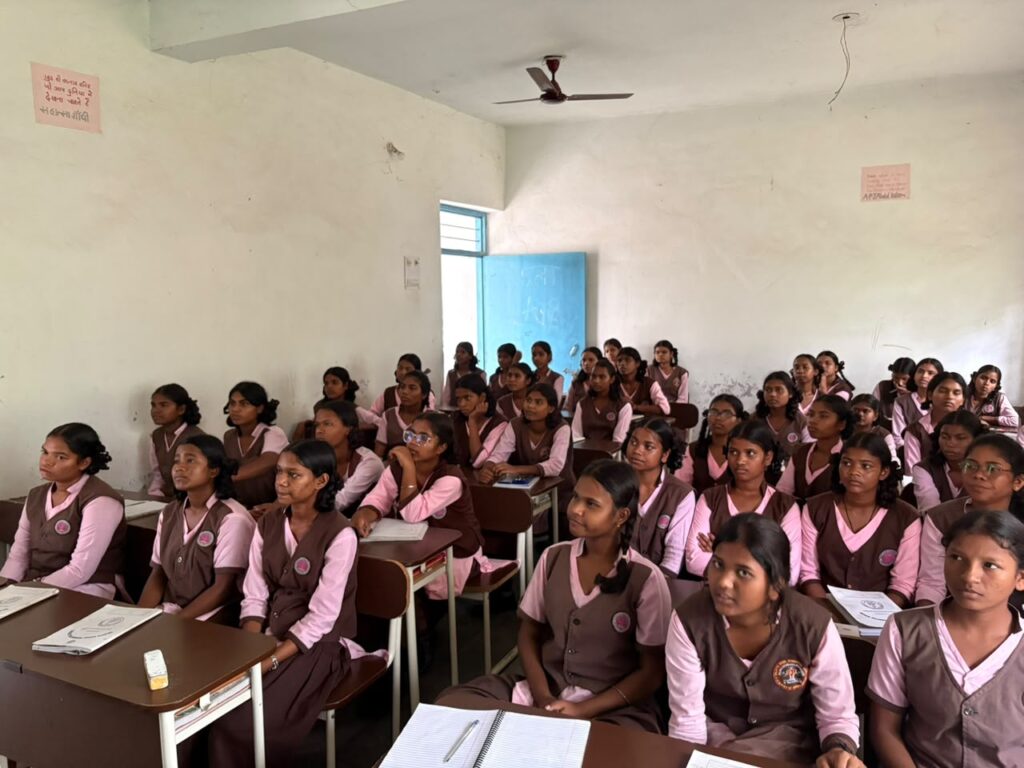आईआईटी आईएसएम धनबाद ने आदिवासी छात्रों को एडवांस आईटी स्किल्स