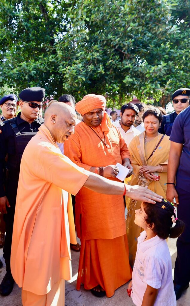 योगी आदित्यनाथ देवीपाटन मंदिर