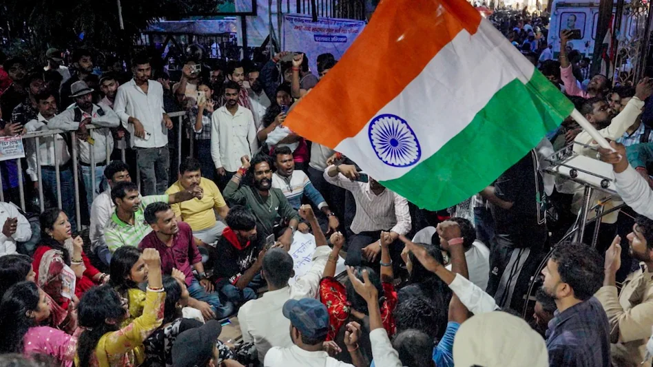 छात्रों की सरकार से अपील, विधानसभा मार्च FIR में नाम न हो
