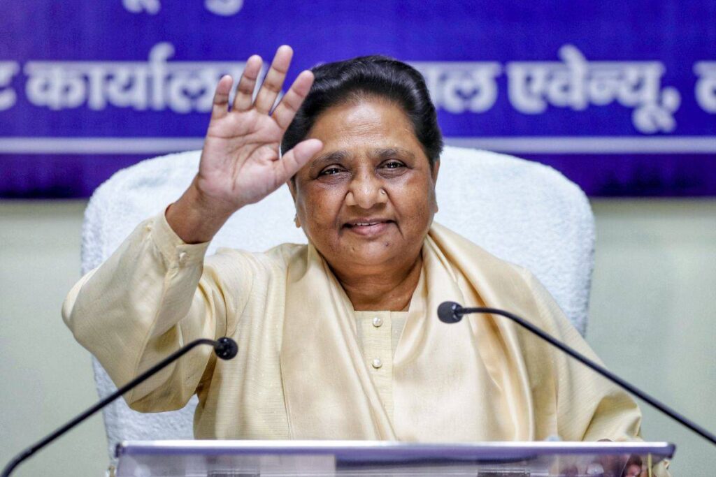  मायावती 