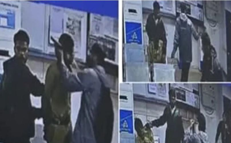 10 लाख का इनाम,
